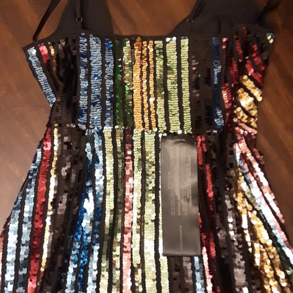 🎁SALE🎁BCBGMAXAZRIA Striped Sequin Wrap Dress - Picture 8 of 8